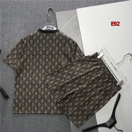 2024年5月20日夏季新作入荷Dolce&Gabbana 上下セットですE92工場