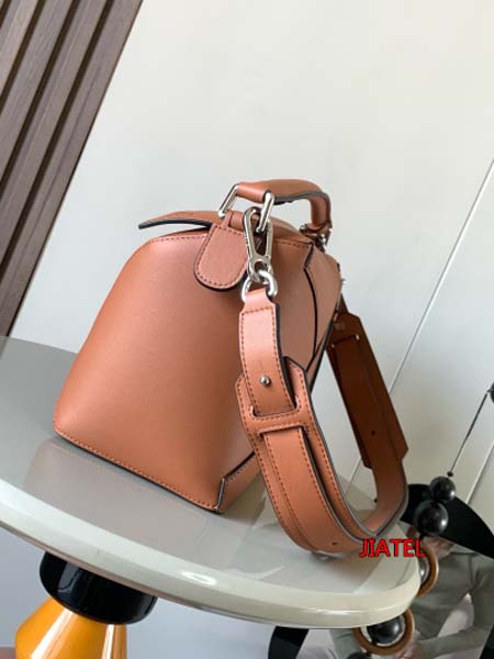 2024年春夏新作入荷高品質 LOEWE バッグ jiatel工場 SIZE:29CM～19CM～12CM