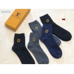 2024年新品人気ルイヴィトン靴下一箱5足セット