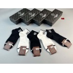 2024年新品人気ルイヴィトン 靴下一箱5足セット