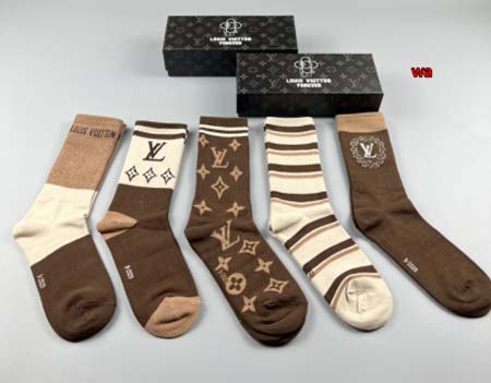 2024年新品人気ルイヴィトン 靴下一箱5足セット