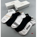 2024年新品人気ヴェルサーチ靴下一箱5足セット