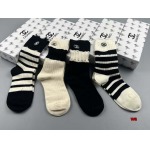 2024年新品人気シャネル靴下一箱5足セット