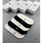 2024年新品人気シャネル靴下一箱5足セット