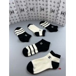 2024年新品人気シャネル靴下一箱5足セット