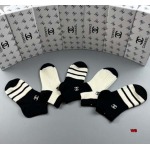 2024年新品人気シャネル靴下一箱5足セット