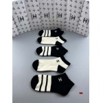 2024年新品人気シャネル靴下一箱5足セット