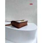 2024年5月29日人気新作入荷CELINE ブランドバッグ sail工場22 X 16.5 X 7