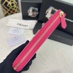 2024年5月31日人気新作入荷プラダ 財布 yue工場