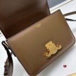 2024年6月5日人気新作入荷 CELINE バッグqb工場18cm