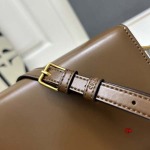 2024年6月5日人気新作入荷 CELINE バッグqb工場18cm
