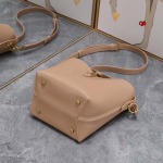 2024年6月5日人気新作入荷イヴサンローランバッグqb工場17×20×13cm