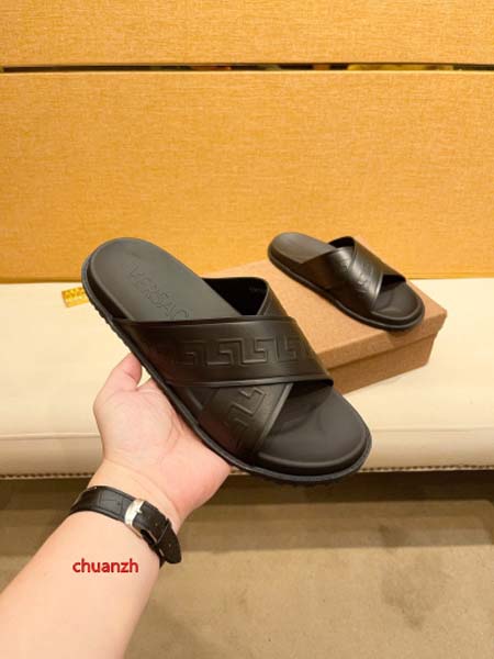 2024年7月2日新品入荷ヴェルサーチスリッパ   chuanzh工場