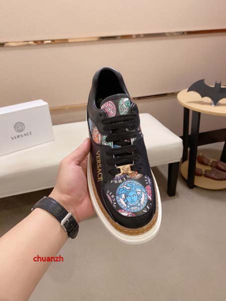 2024年7月2日新品入荷ヴェルサーチスニーカー chuanzh工場