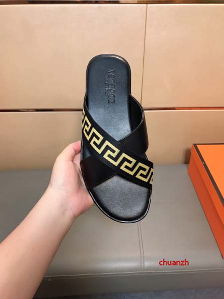 2024年7月2日新品入荷ヴェルサーチスリッパ   chuanzh工場