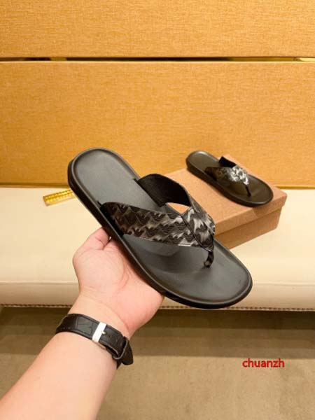 2024年7月2日新品入荷アルマーニ スリッパ  chuanzh工場