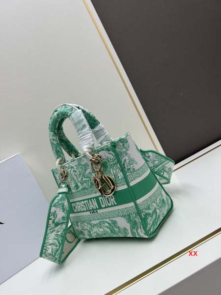 2024年8月1日新品入荷ディオール バッグ XX工場 SIZE:24*20*11cm