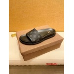 2024年7月1日新品入荷ルイヴィトンメンズのスリッパ chuanzh工場