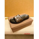 2024年7月1日新品入荷ルイヴィトンメンズのスリッパ chuanzh工場