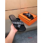 2024年7月2日新品入荷ヴェルサーチスリッパ   chuanzh工場