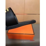 2024年7月2日新品入荷ヴェルサーチスリッパ   chuanzh工場