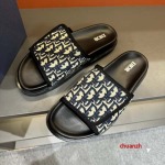 2024年7月2日新品入荷ディオールスリッパ chuanzh工場38-45