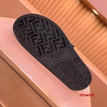 2024年7月3日新品入荷 FENDI スリッパ chuanzh工場