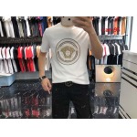 2024年早秋7月23日人気新品入荷ヴェルサーチ半袖 Tシャツ95工場