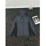 2024年7月25日新品入荷ARCTERYX 突撃衣 zhmin工場