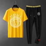 2024年7月25日新品入荷ヴェルサーチ上下セットです 95工場