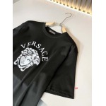 2024年7月30日新品入荷ヴェルサーチ半袖 Tシャツ FF工場