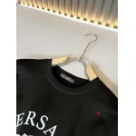 2024年7月30日新品入荷ヴェルサーチ半袖 Tシャツ FF工場