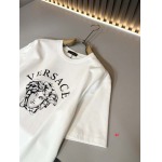 2024年7月30日新品入荷ヴェルサーチ半袖 Tシャツ FF工場