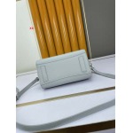 2024年8月1日新品入荷ジバンシー  バッグ XX工場 SIZE:23*27*13cm