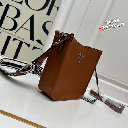 2024年8月2日新品入荷PRADA バッグ XX工場 SIZE:20Ｘ19Ｘ6CM