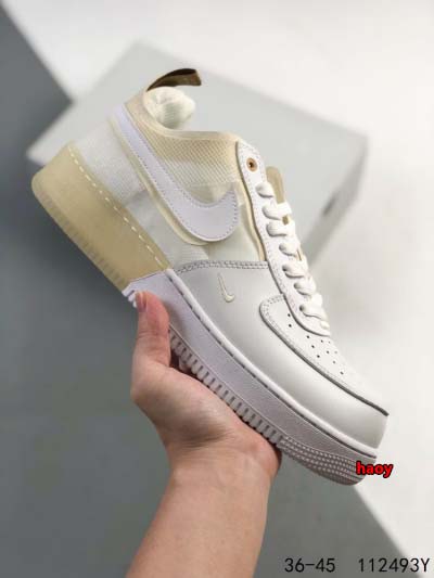 2024年8月28日秋冬新品入荷 NIKE スニーカー haoy工場