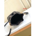 2024年8月秋冬高品質新作入荷ルイヴィトンバッグ zy工場 size：13 x 16 x 10 cm