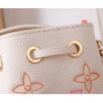 2024年8月秋冬高品質新作入荷ルイヴィトンバッグ  3Q工場 size：13x16x10CM