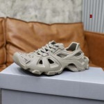 2024年8月26日秋冬新品入荷バレンシアガ  スリッパ 3工場36-46