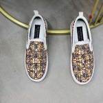 2024年8月26日秋冬新品入荷バーバリーブランドスニーカー 3工場35-45