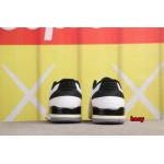 2024年8月28日秋冬新品入荷 NIKE スニーカー haoy工場