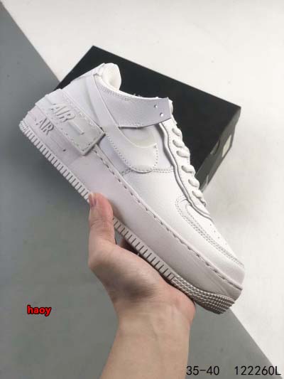 2024年8月28日秋冬新品入荷 NIKE スニーカー haoy工場