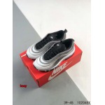 2024年8月28日秋冬新品入荷 NIKE スニーカー haoy工場