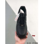 2024年8月28日秋冬新品入荷 NIKE スニーカー haoy工場