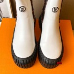 2024年8月30日秋冬高品質新品入荷ルイヴィトン 女性ショートブーツjinl工場