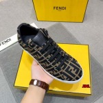 2024年8月30日秋冬新品入荷FENDI スニーカー jinl工場