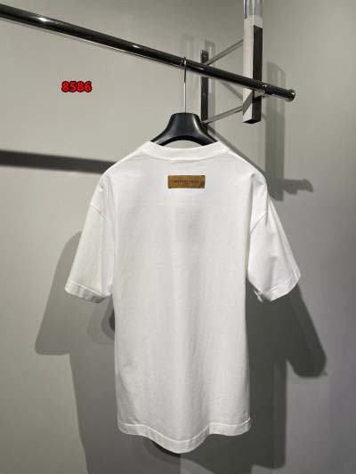 2024年9月2日秋冬高品質新品入荷ルイヴィトン 半袖 Tシャツ 8586工場