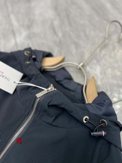 2024年9月10日早秋高品質新品入荷 THOM BROWNE ジャケット Q工場