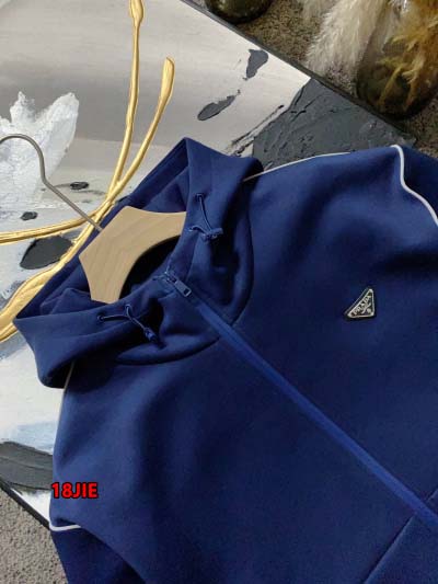 2024年9月12日早秋高品質新品入荷 PRADA スウェットコート  18JIE工場