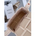 2024年原版復刻新品入荷 ボッテガヴェネタ バッグ BZ工場 SIZE:12*8*4cm